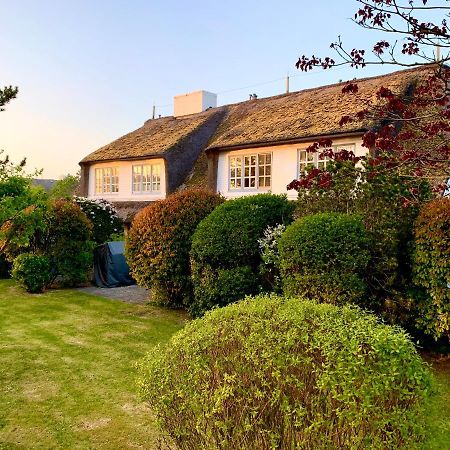 Ferienwohnung Keitum - hochwertig und gemütlich Wohnen unter Reet Exterior foto